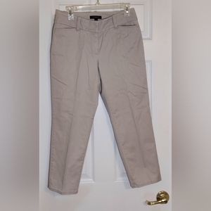 Ann Taylor Khaki Crop Pants, Size 4, with 2 Front and 2 Hip Pockets. Like New!